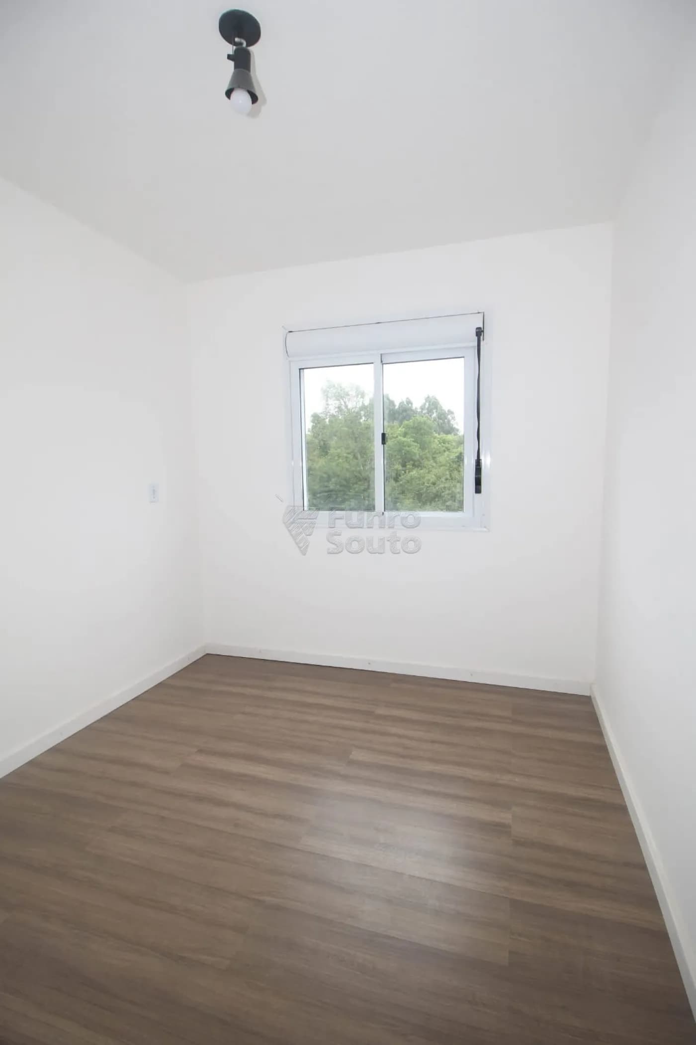 kgxma-pelotas-apartamento-padrao-fragata-29-10-2025_11-35-37-13.webp