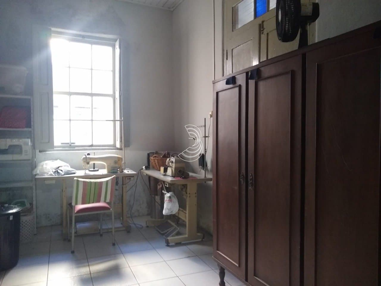kiftuy-iPx4R9ym8U9U_194036a43ccea29963.jpg