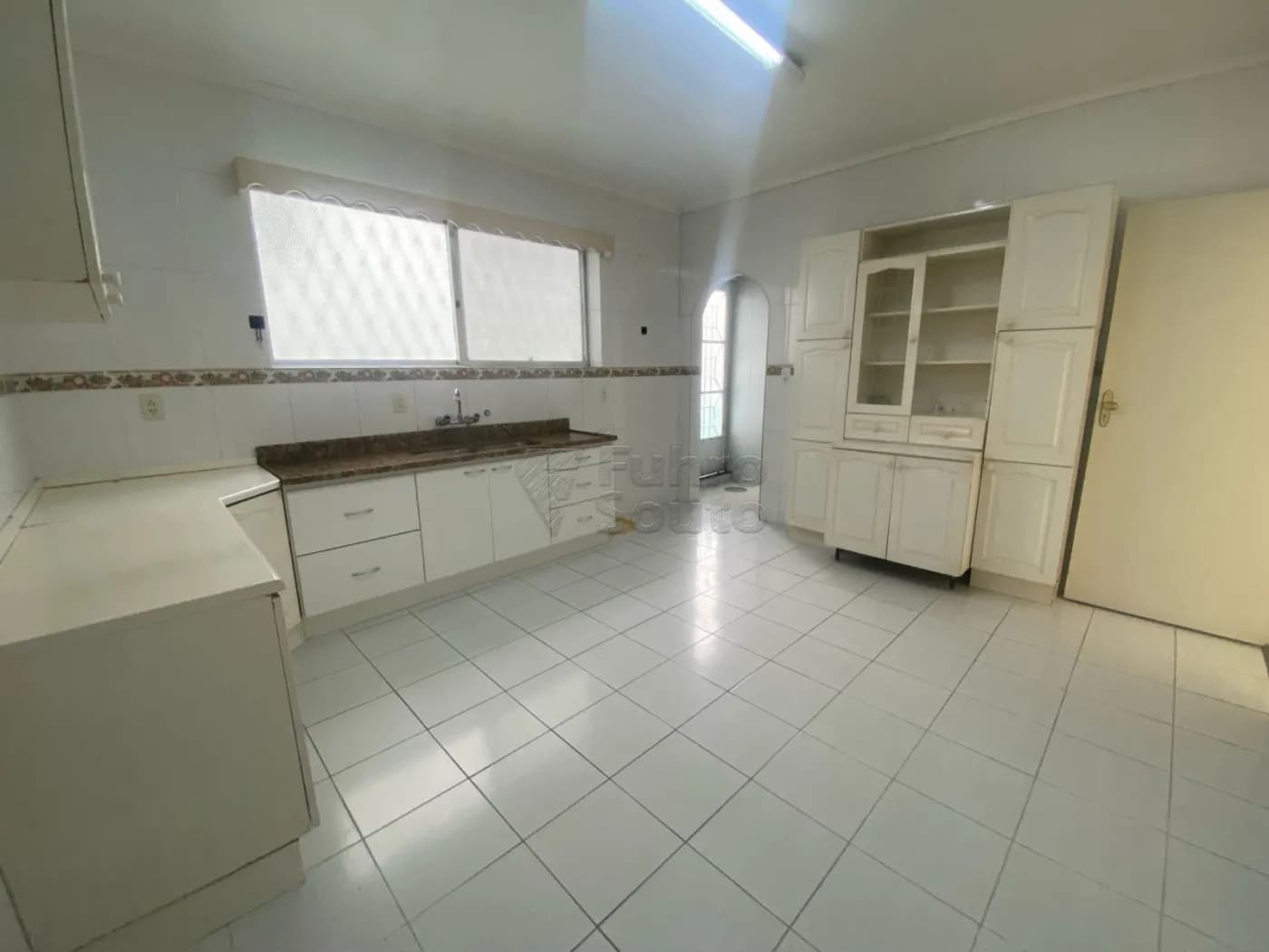 kp4ywp-pelotas-apartamento-padrao-centro-20-05-2026_12-42-32-6a0dd6683a674.webp