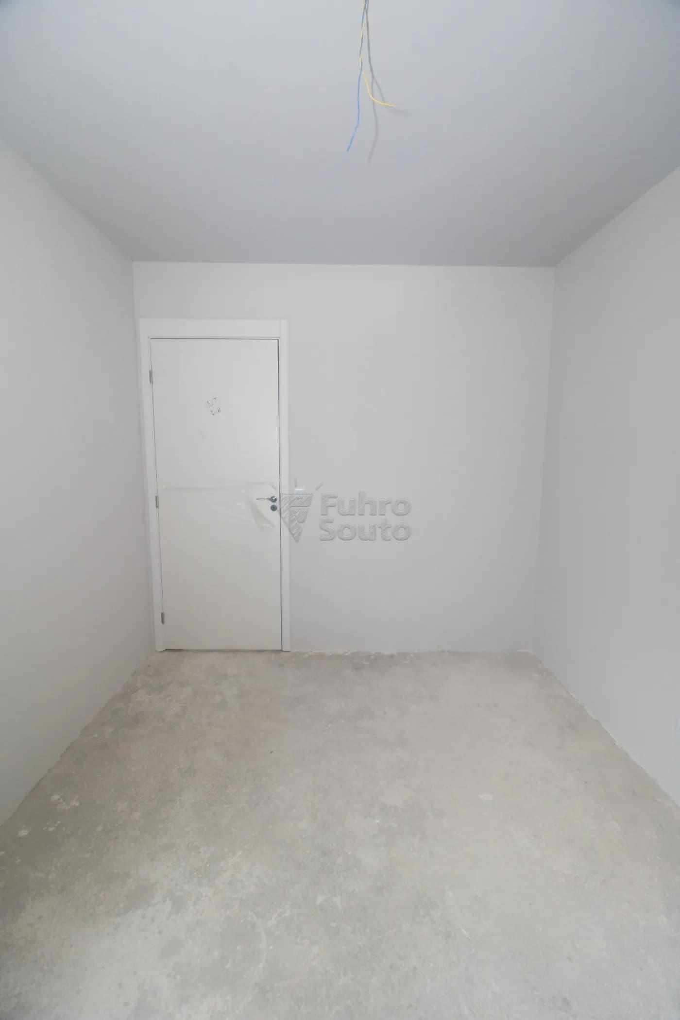 kz4des-pelotas-apartamento-padrao-tres-vendas-30-05-2026_11-25-28-6a1af3588a00a.webp