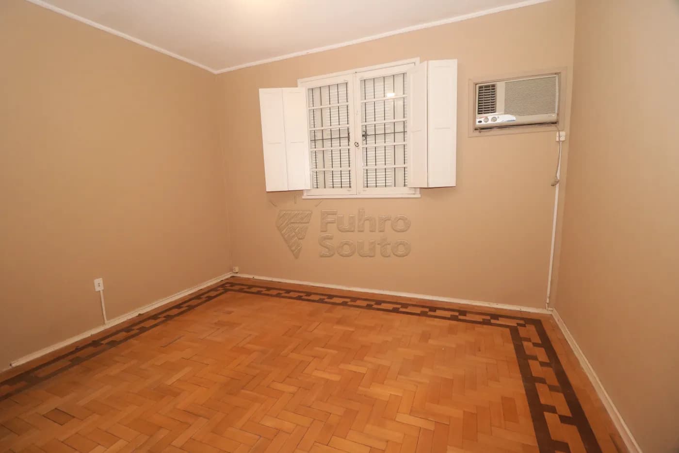 l2zpq-pelotas-comercial-casa-centro-24-04-2026_23-28-07-69ec26b7c853e.webp
