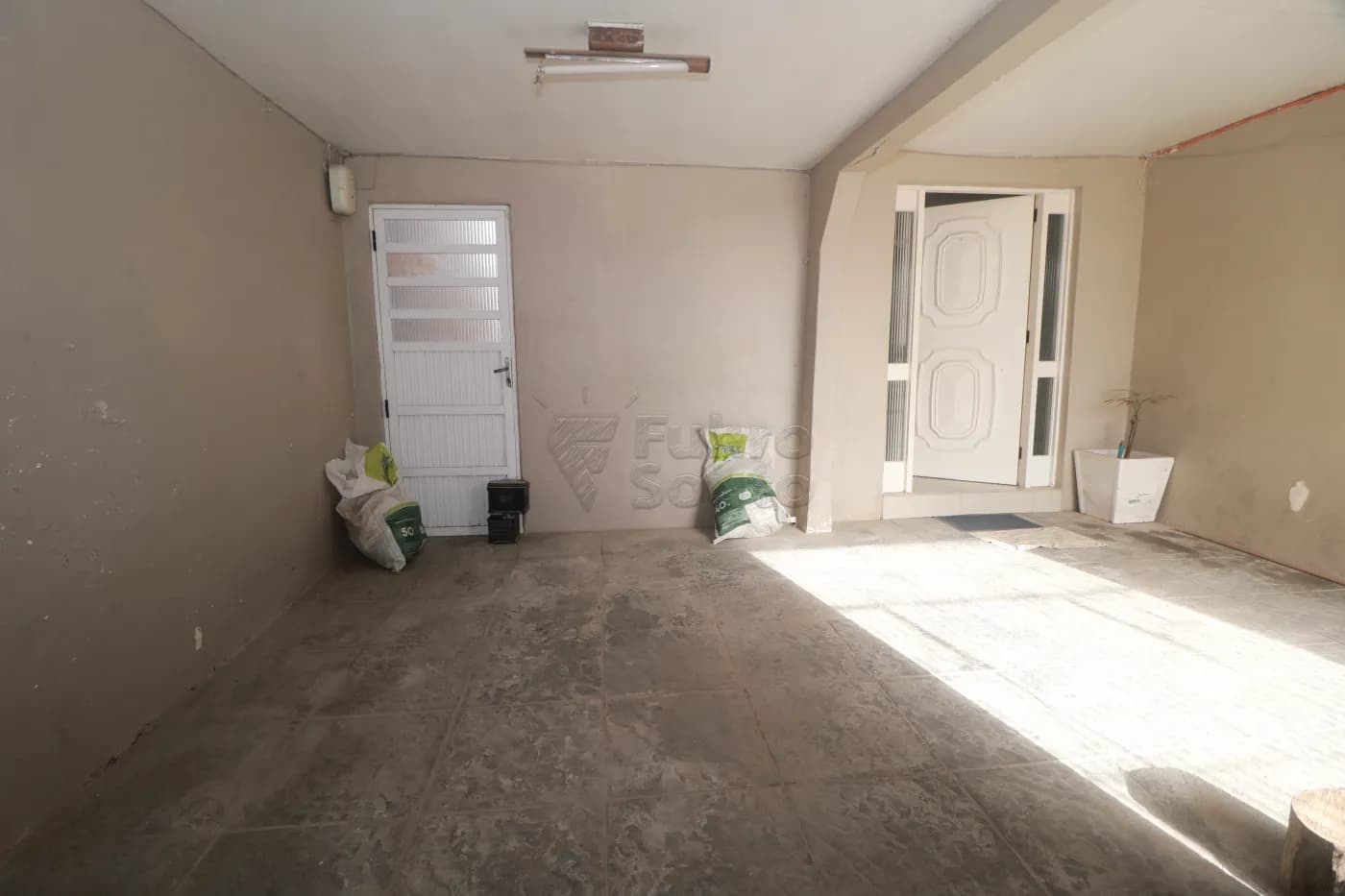 l30r9g-pelotas-casa-padrao-fragata-25-02-2026_22-36-36-699fa3a4e2866.webp