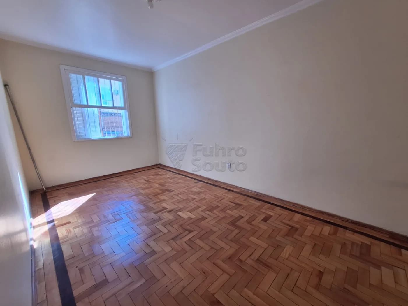 l4uorn-pelotas_apartamento_padrao_centro_29-04-2026_16-58-20_5.webp