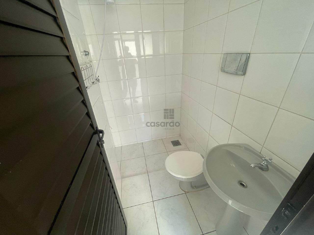 lf1miw-apartamento-2-quartos-no-pelotas-banheiro-auxiliar.jpeg