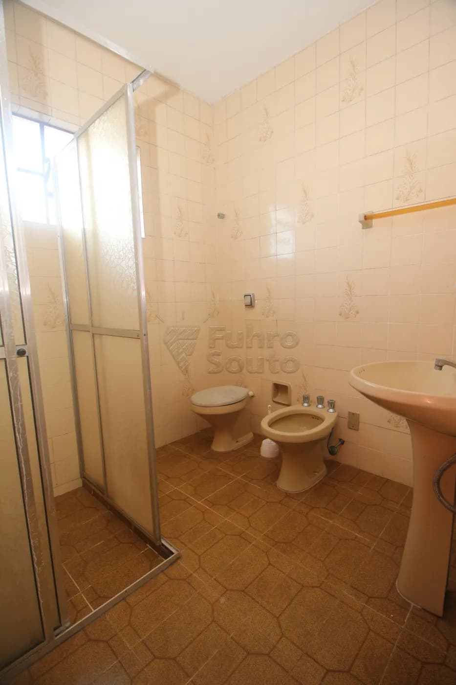 ljs4qf-pelotas-casa-padrao-centro-28-02-2025_10-36-39-31.webp