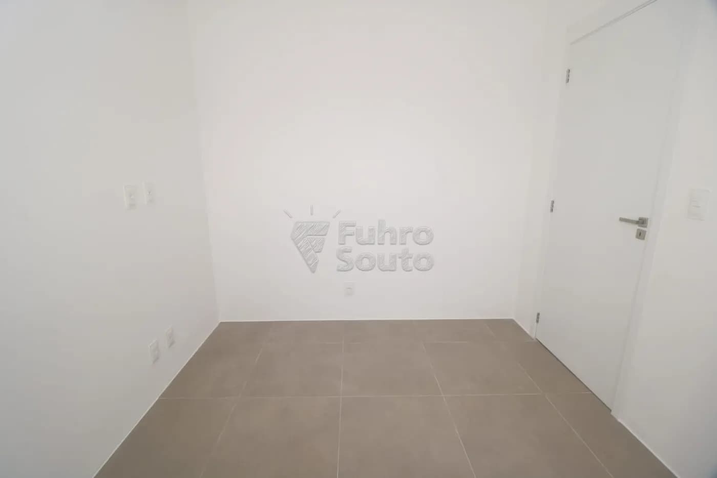 lm0rre-pelotas-apartamento-padrao-sao-goncalo-14-05-2026_14-00-19-6a05ffa3962bc.webp