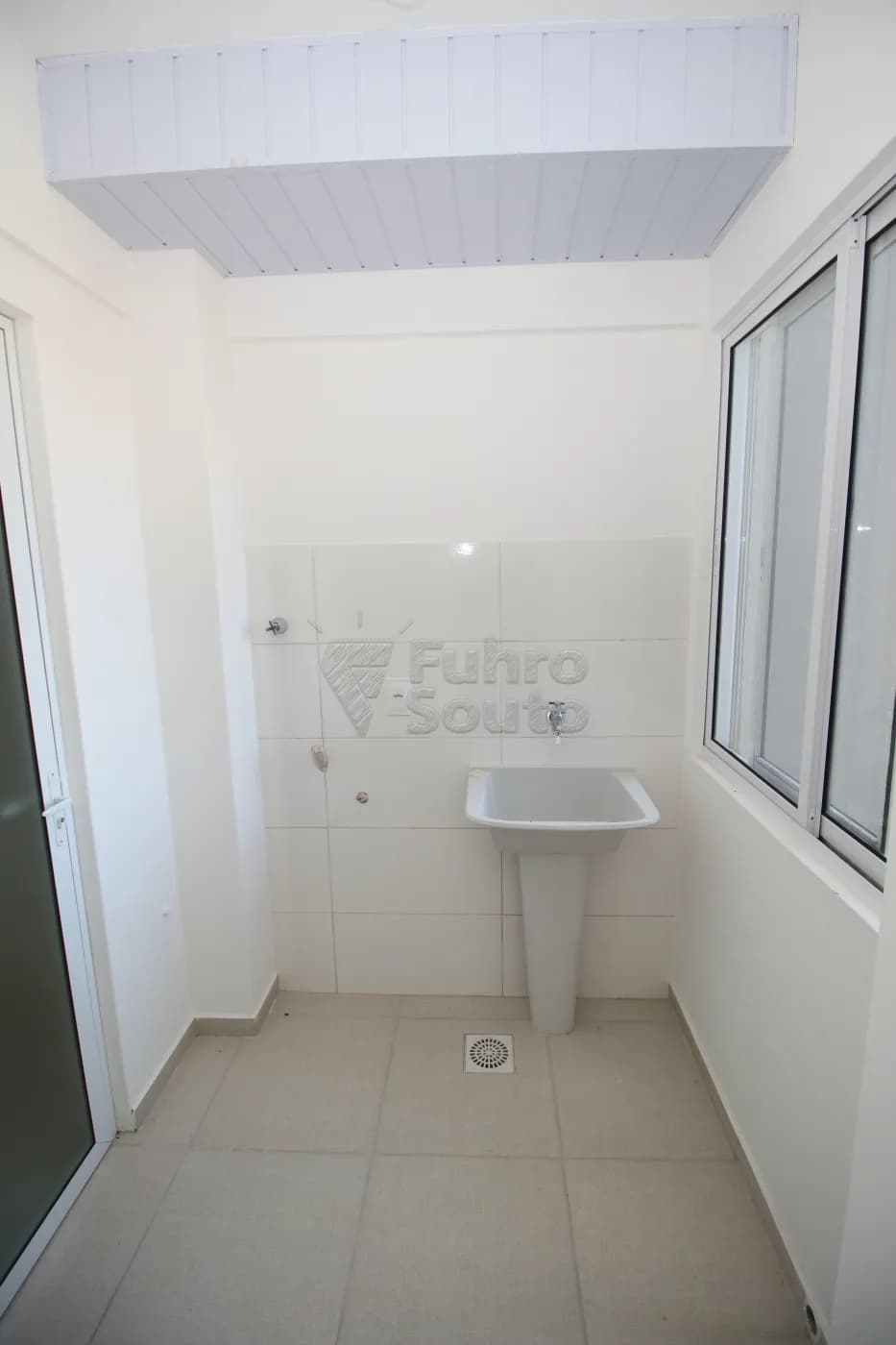 lxyk6-pelotas-apartamento-padrao-centro-16-05-2024_00-38-16-17.webp