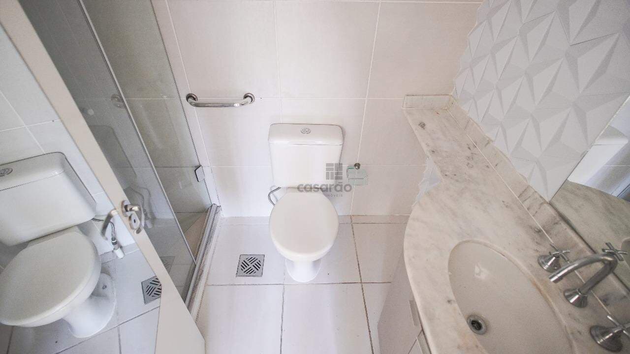 m43e3-apartamento-2-quartos-no-pelotas-banheiro-suite.jpg