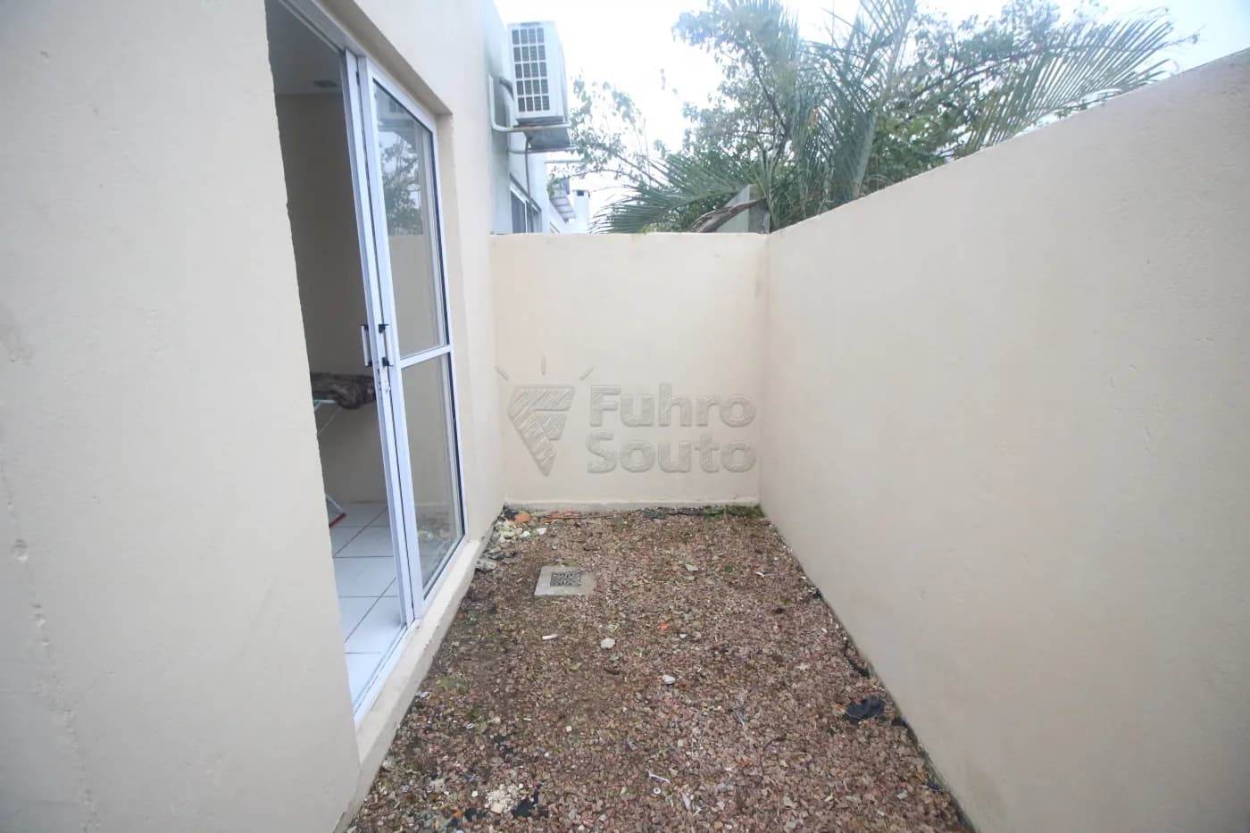 m5i0s-pelotas-casa-condominio-tres-vendas-14-07-2025_23-49-03-38.webp