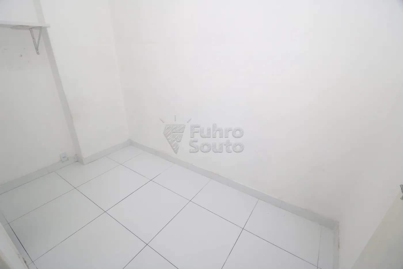 m9gdd-pelotas-comercial-sala-fora-de-condominio-centro-06-05-2026_00-24-05-69fab4553f93f.webp
