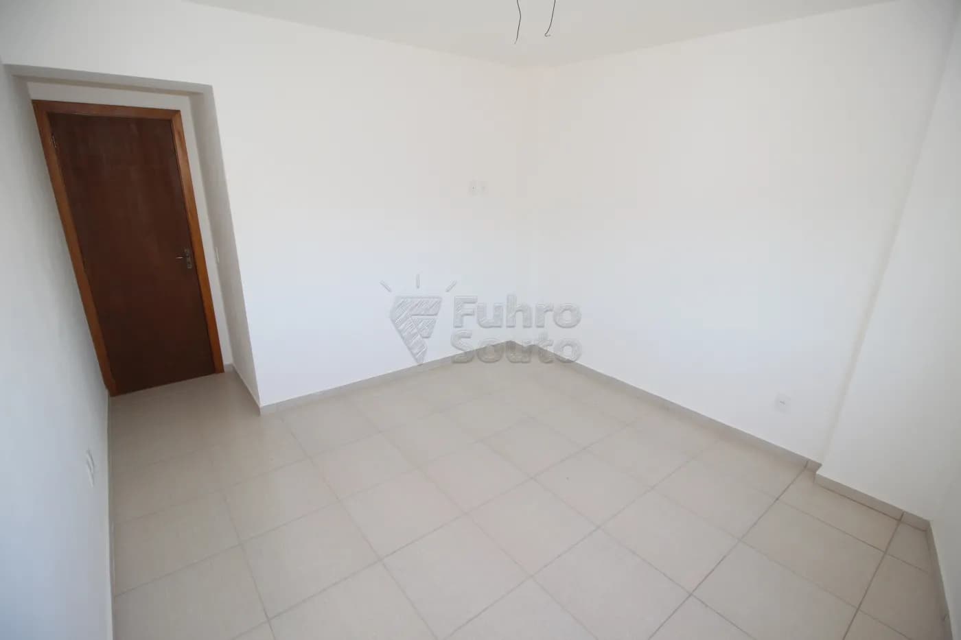 matc07-pelotas-apartamento-padrao-centro-16-05-2024_00-38-13-14.webp