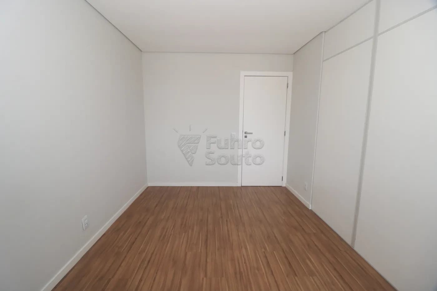 mcuoe-pelotas-apartamento-padrao-tres-vendas-16-03-2026_21-44-37-69b8a3f5ba3bf.webp