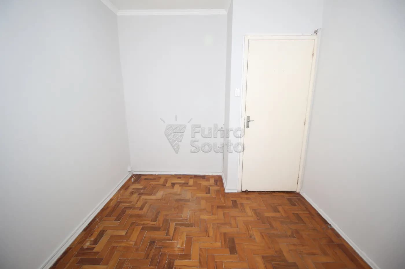 md0yw5-pelotas-apartamento-padrao-fragata-19-04-2024_00-20-04-16.webp