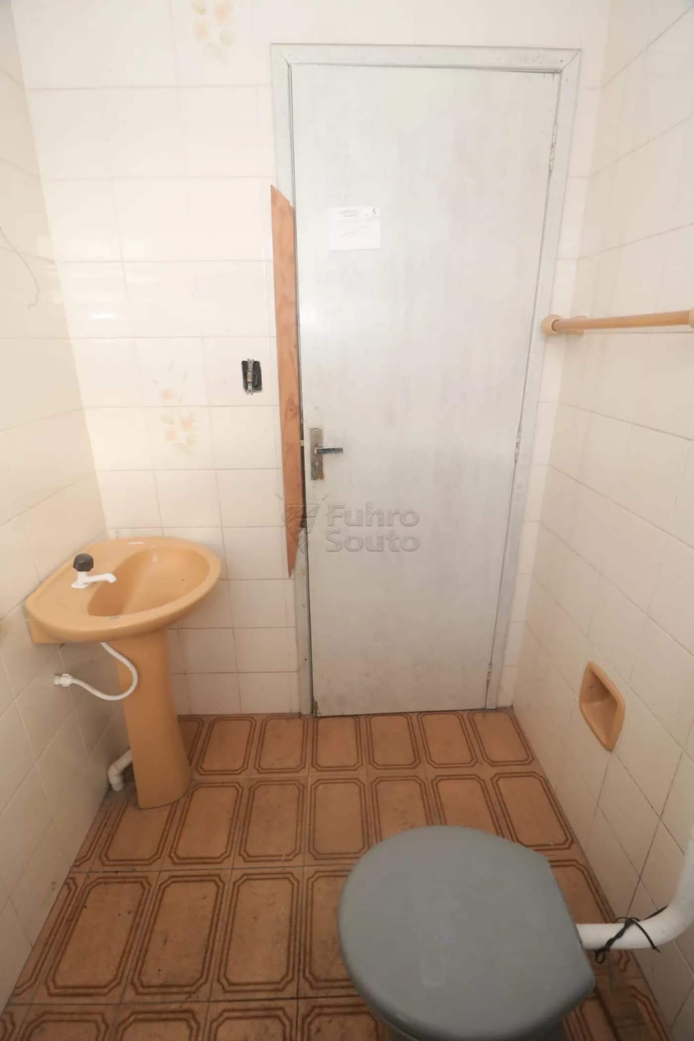 mne6hg-pelotas-comercial-predio-tres-vendas-25-02-2026_11-57-06-699f0dc29e755.webp
