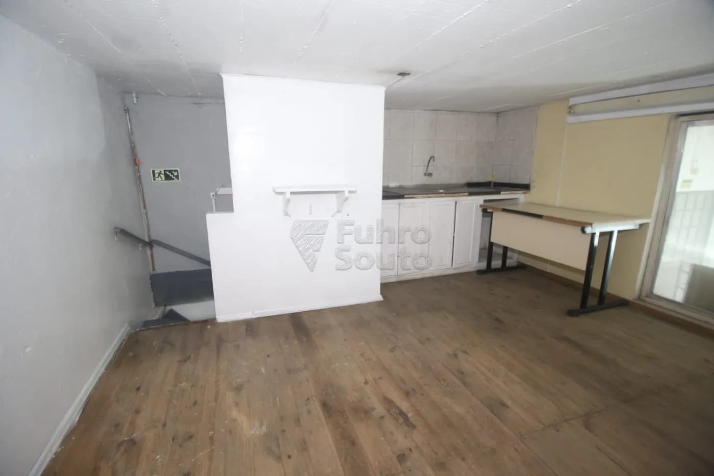 mrbzg-pelotas-comercial-sala-em-condominio-fragata-30-06-2025_16-18-38-10.webp