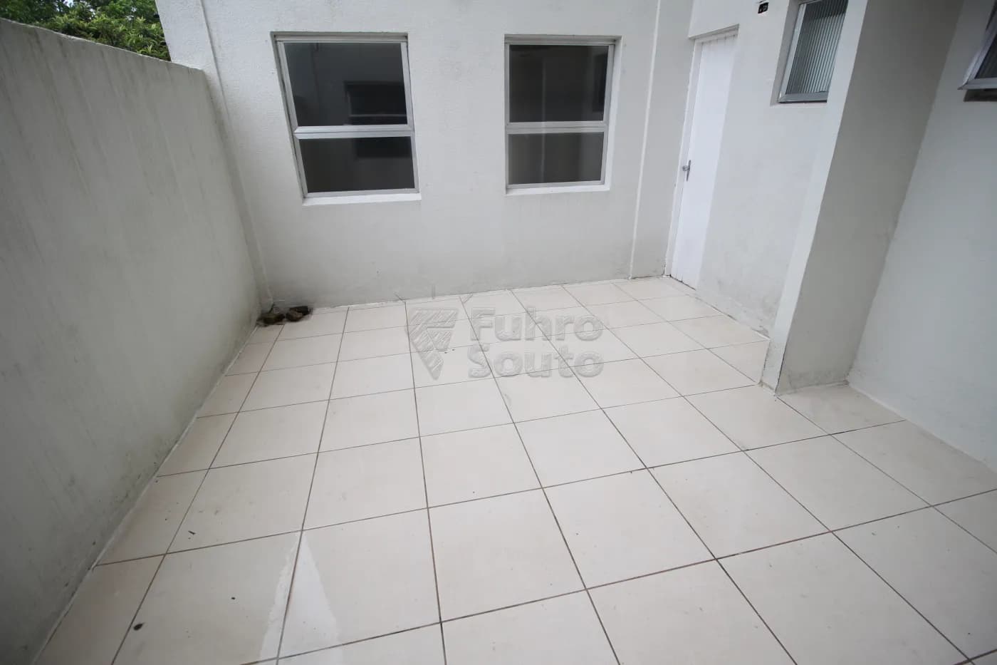 mugt3-pelotas-comercial-sala-em-condominio-centro-16-02-2024_21-13-38-9.webp