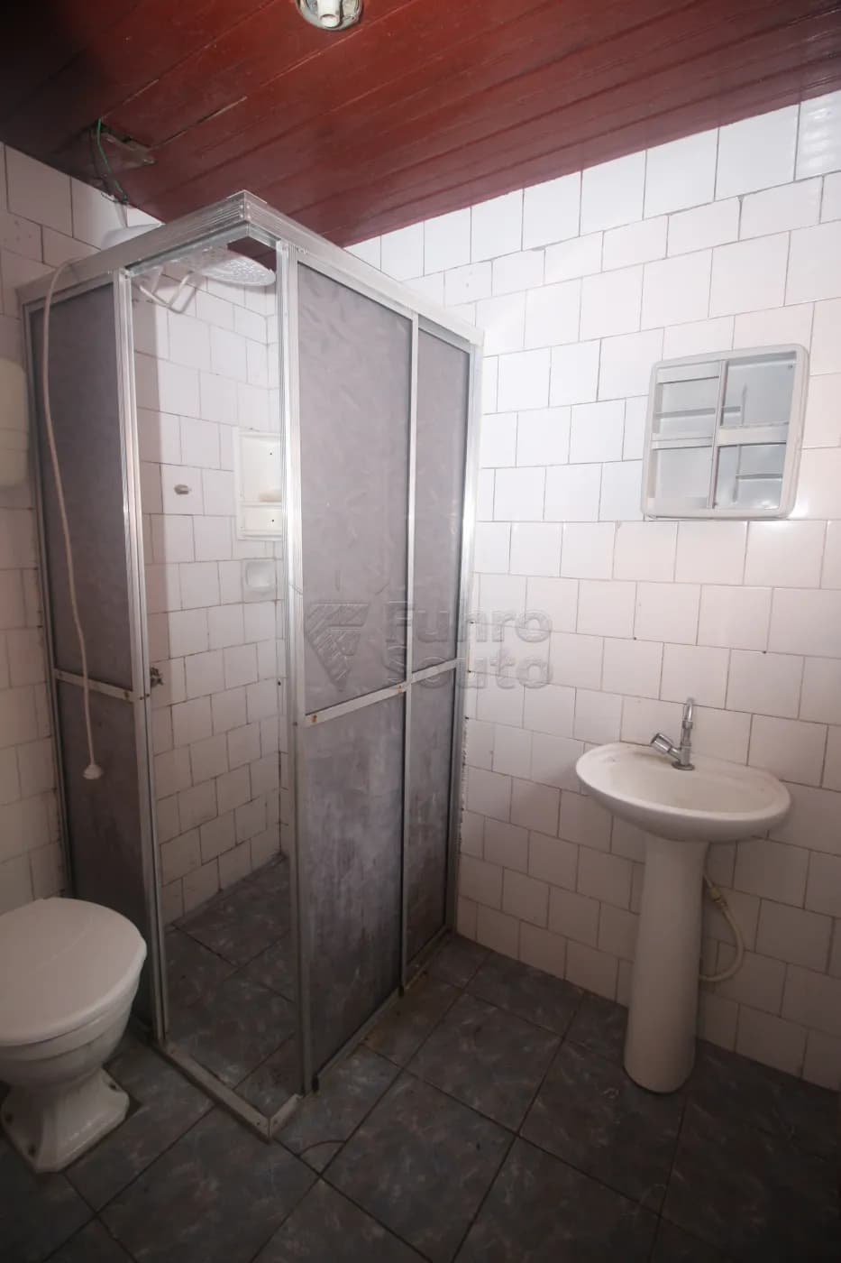 myc0c-pelotas-casa-padrao-centro-21-07-2025_23-30-15-24.webp