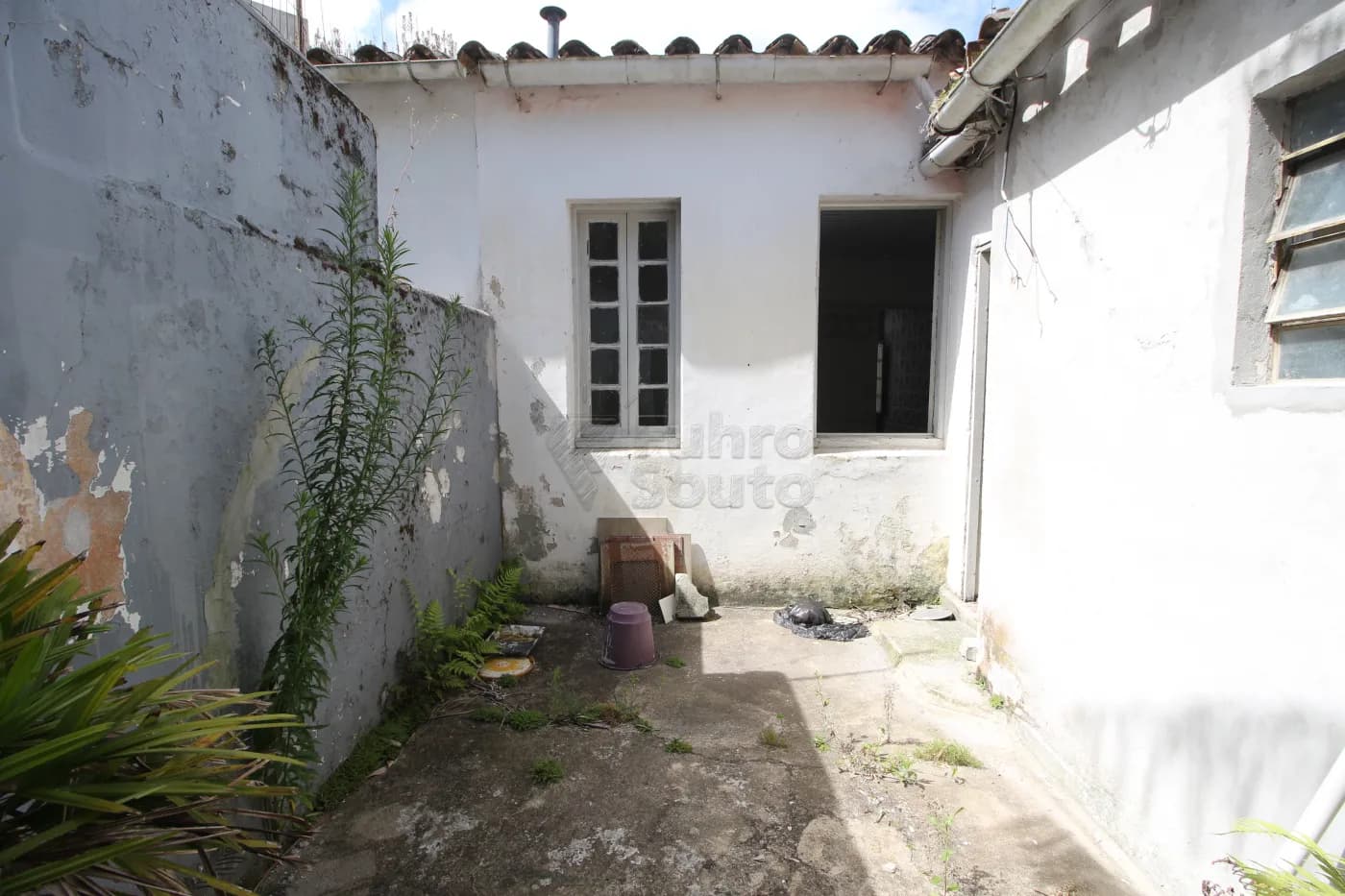 n43rlv-patio.webp