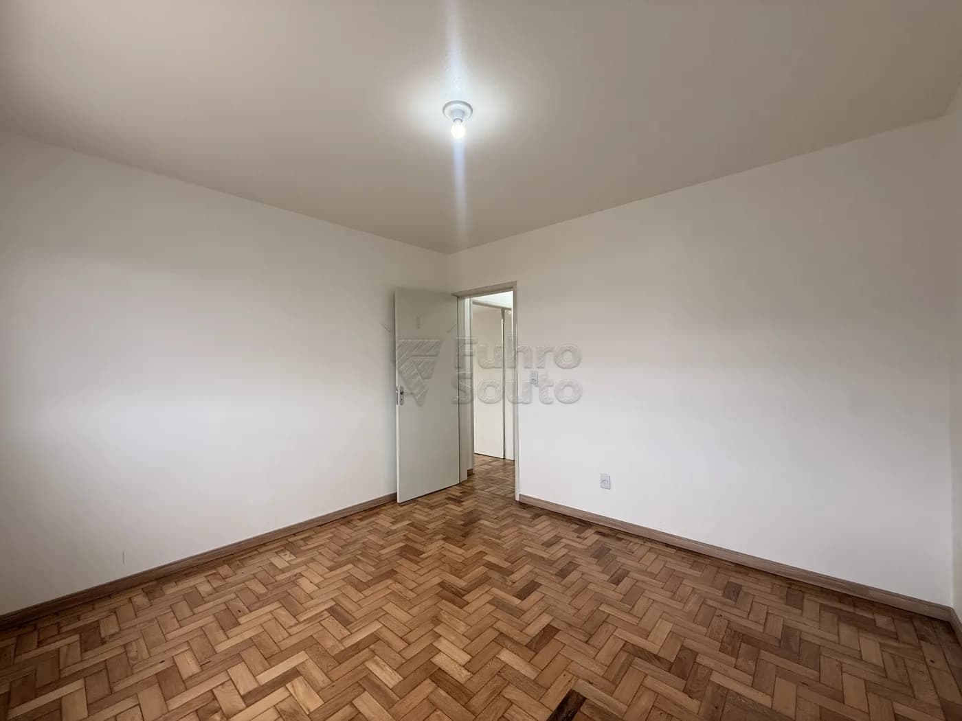 n4zfg-pelotas_apartamento_padrao_centro_19-06-2026_16-11-36_19.webp