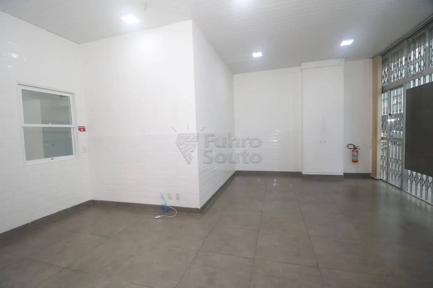 n5xxm-pelotas-comercial-sala-fora-de-condominio-centro-06-05-2026_00-23-40-69fab43c3283e.webp
