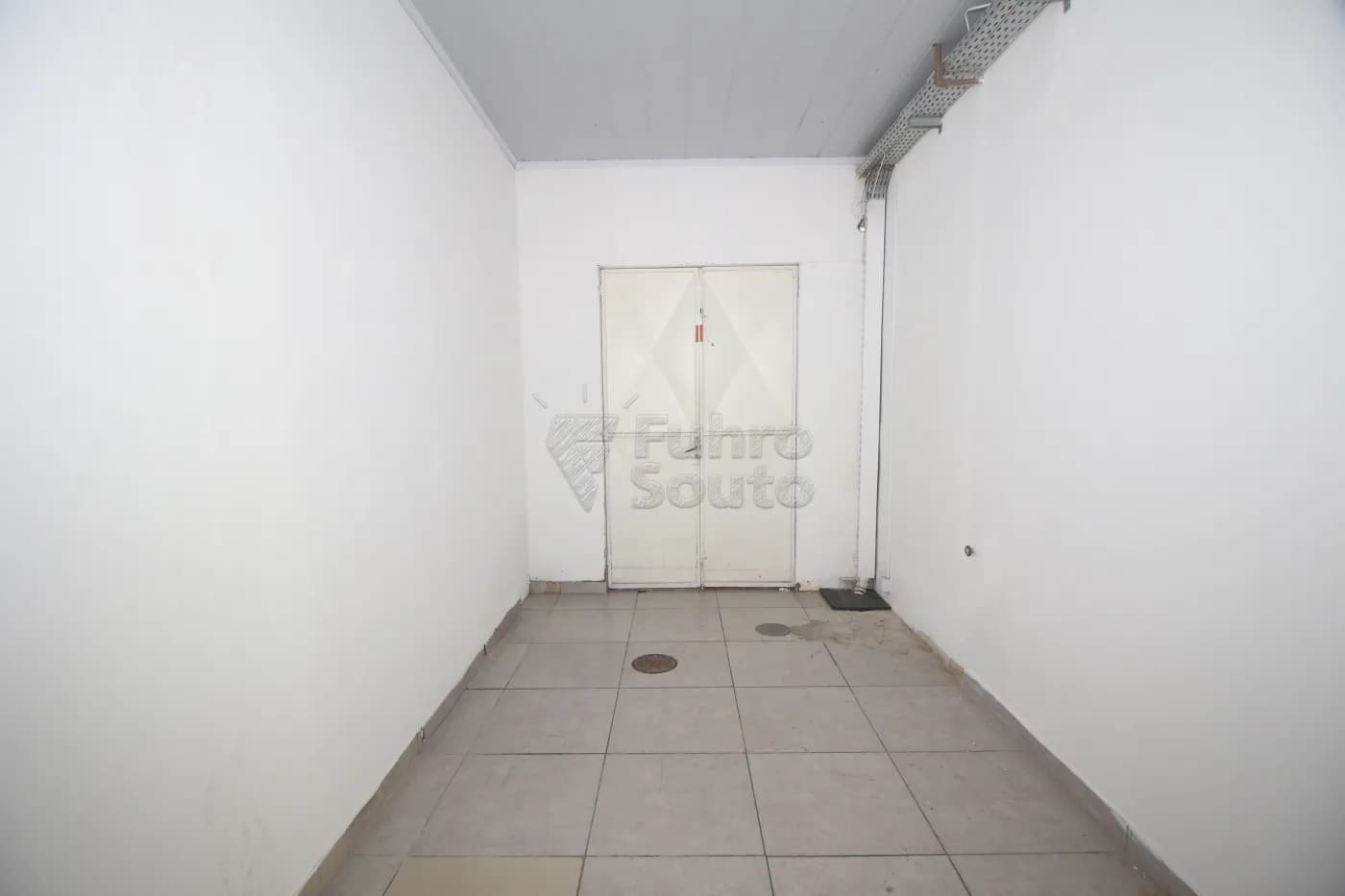 n7l2nj-pelotas-comercial-sala-fora-de-condominio-areal-11-08-2025_23-51-24-6.webp