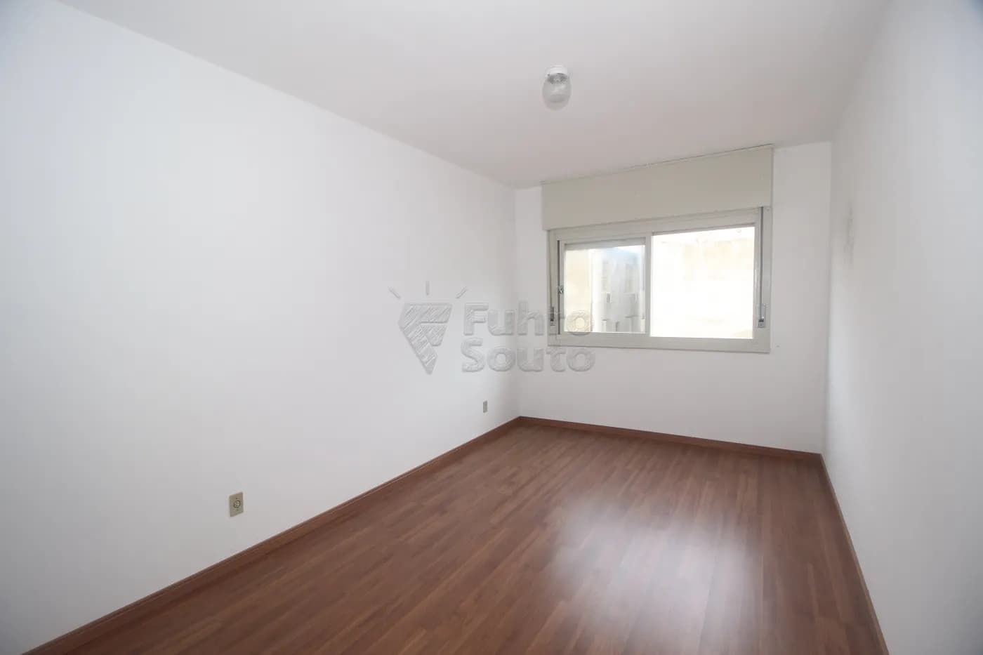 n8p7pd-pelotas-apartamento-padrao-centro-27-05-2025_01-00-56-8.webp