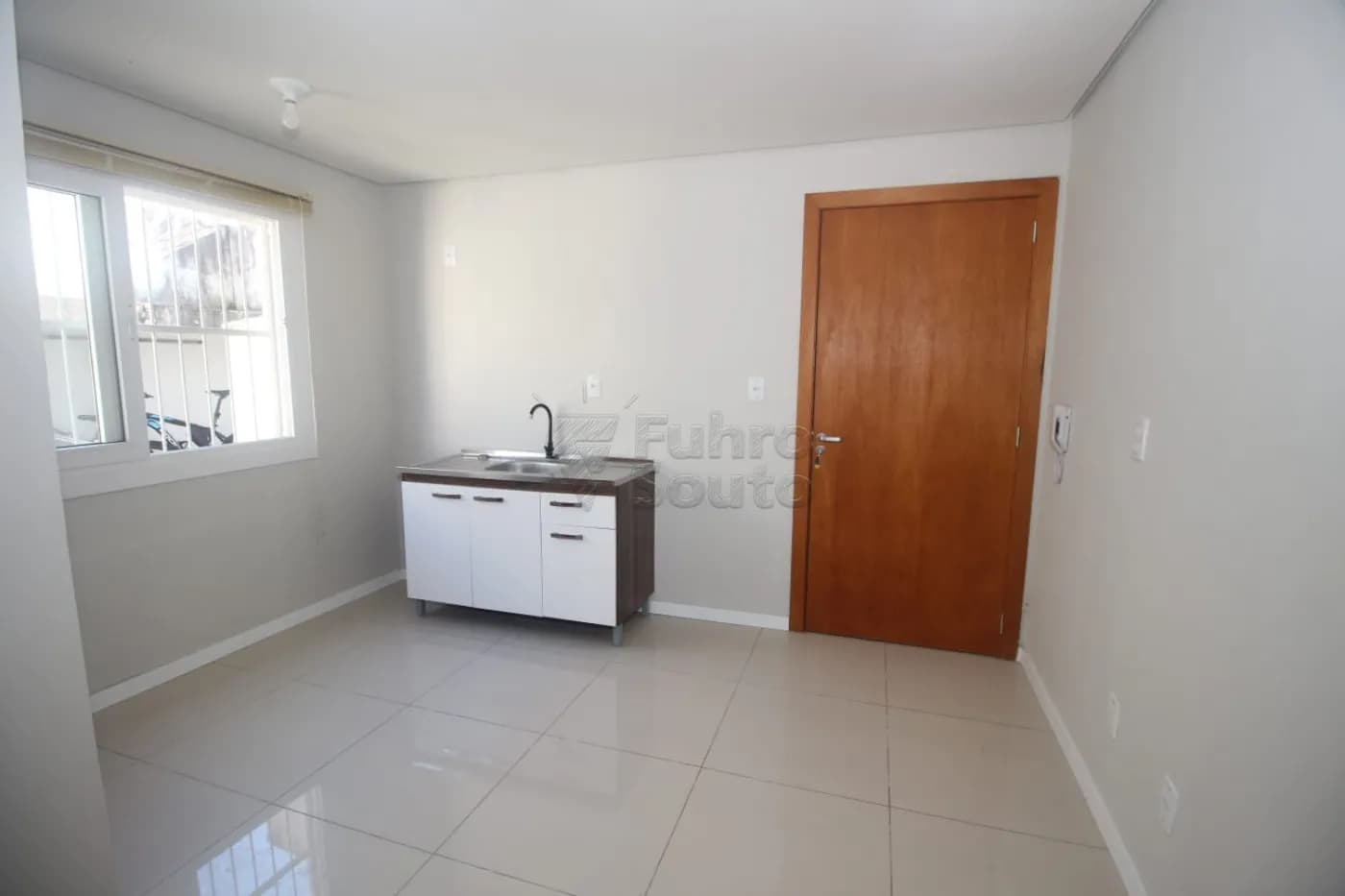 nb35fv-pelotas-apartamento-padrao-centro-25-07-2025_09-01-52-7.webp