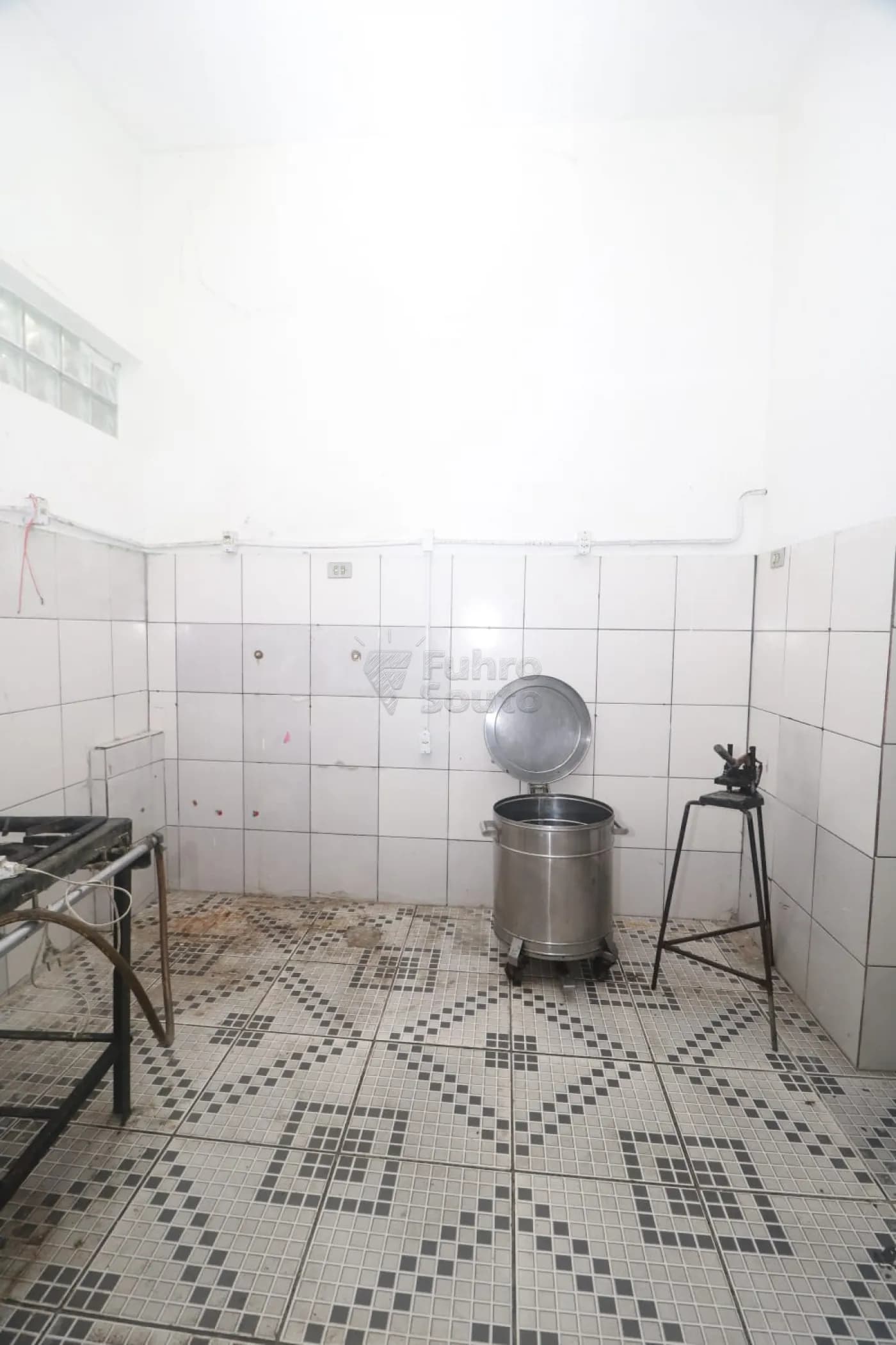 ndjqgc-pelotas-comercial-sala-fora-de-condominio-centro-15-04-2026_16-31-27-69dfe78fa22d5.webp