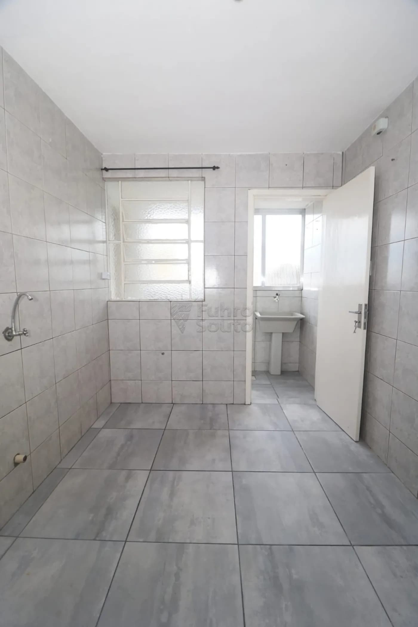 ngvbpa-pelotas-apartamento-padrao-centro-27-01-2026_13-48-51-6978ec7300437.webp