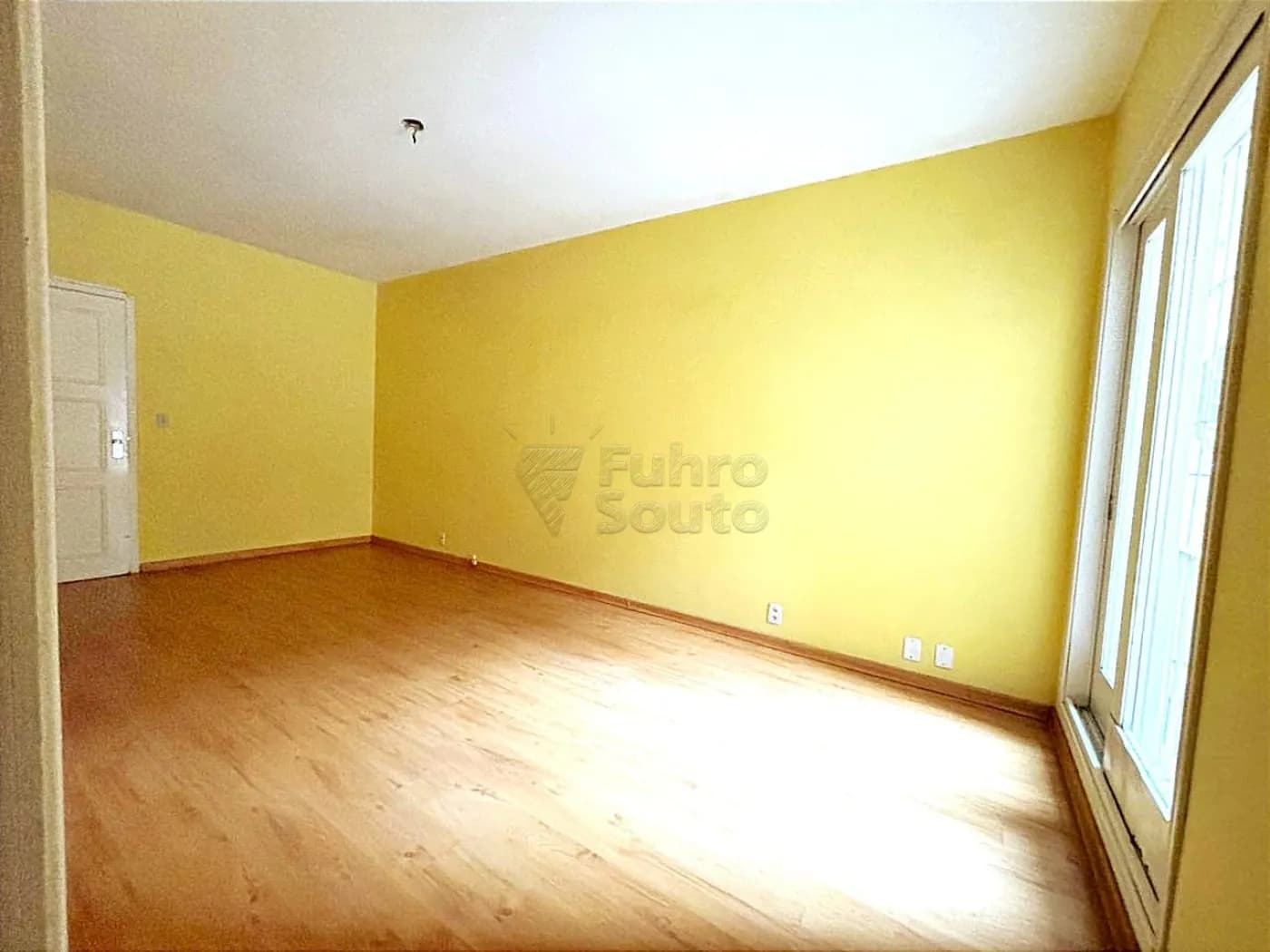 ni3rdq-pelotas-apartamento-padrao-centro-16-09-2024_11-16-09-3.webp