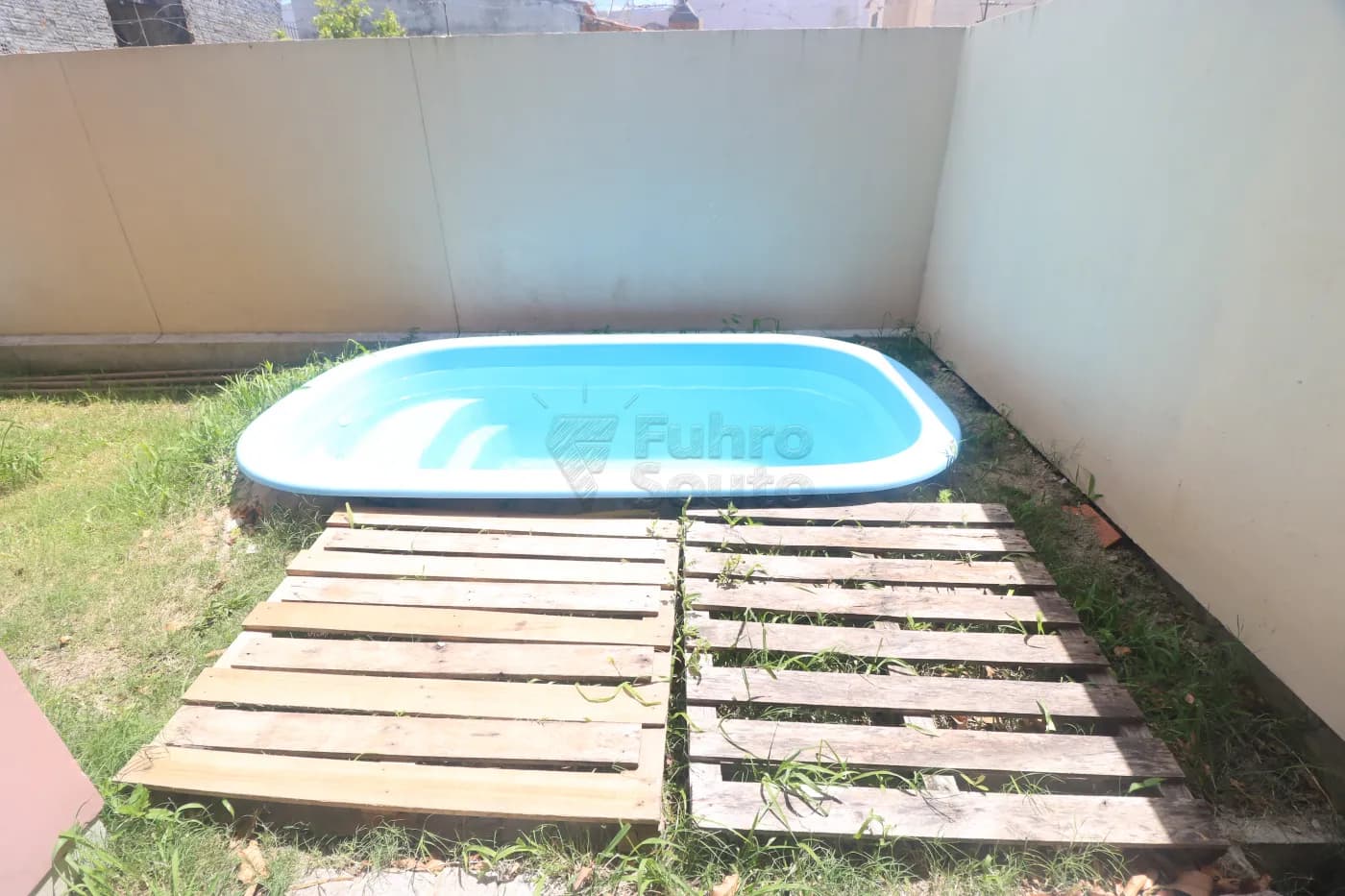 nif7ej-pelotas-casa-padrao-laranjal-23-01-2026_00-57-45-6972f1b9f101e.webp