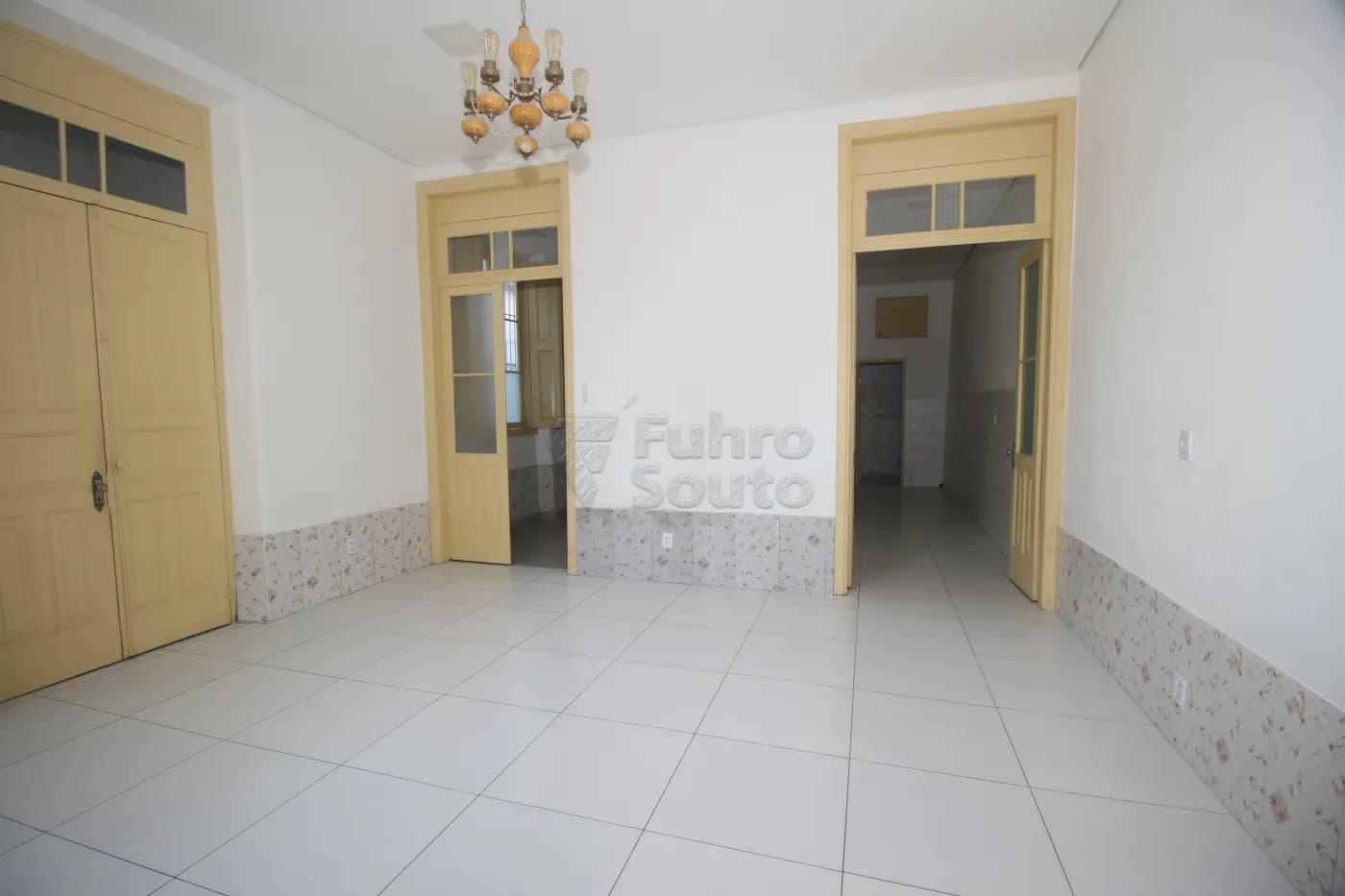 nk7rgf-pelotas-comercial-casa-centro-07-06-2025_00-12-51-16.webp