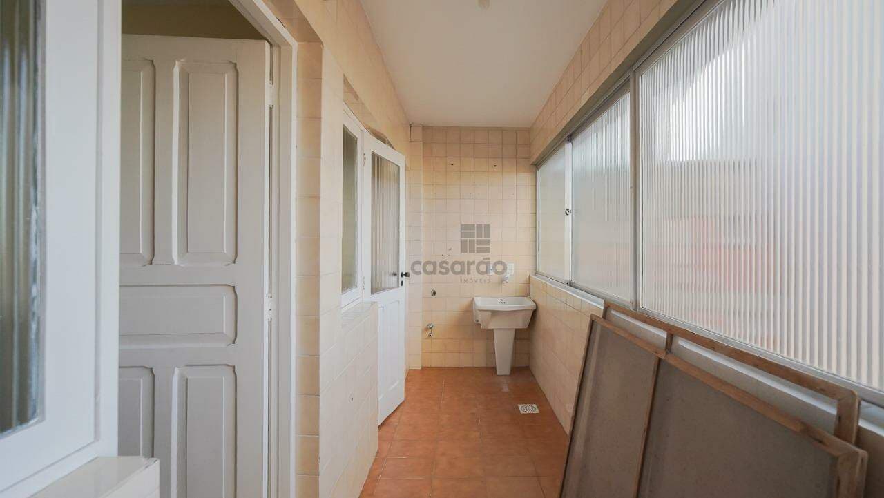 nlju6r-apartamento-4-quartos-no-pelotas-area-de-servico.jpg