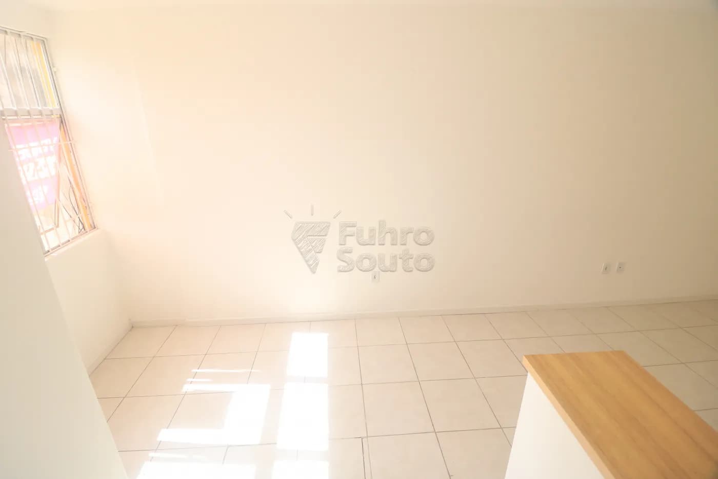 nnmjbi-pelotas-apartamento-kitinete-centro-25-02-2026_22-16-17-699f9ee1785f0.webp
