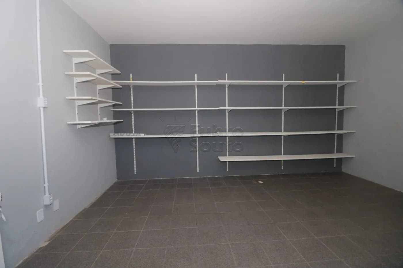 nrv7bs-pelotas-comercial-sala-fora-de-condominio-laranjal-14-04-2026_16-48-13-69de99fd9329f.webp