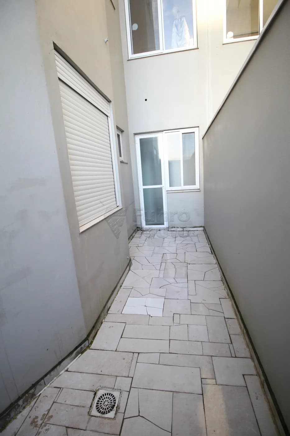 ns822j-pelotas-apartamento-padrao-centro-28-05-2024_22-33-41-17.webp
