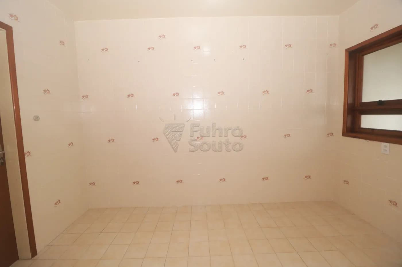 nxnmk-pelotas-apartamento-padrao-centro-25-03-2026_23-46-50-69c49e1a214ff.webp