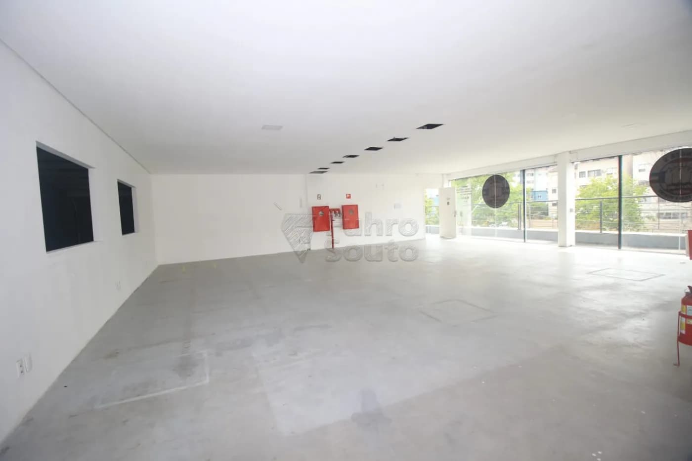 nyjmc-pelotas-comercial-predio-areal-18-11-2025_16-18-00-26.webp