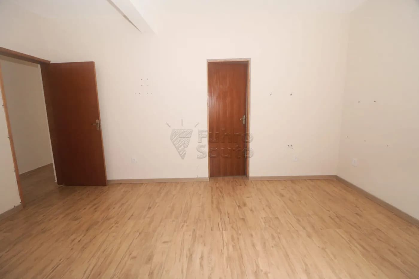 nzns04-pelotas-casa-padrao-centro-17-04-2026_17-45-14-69e29bda68abf.webp