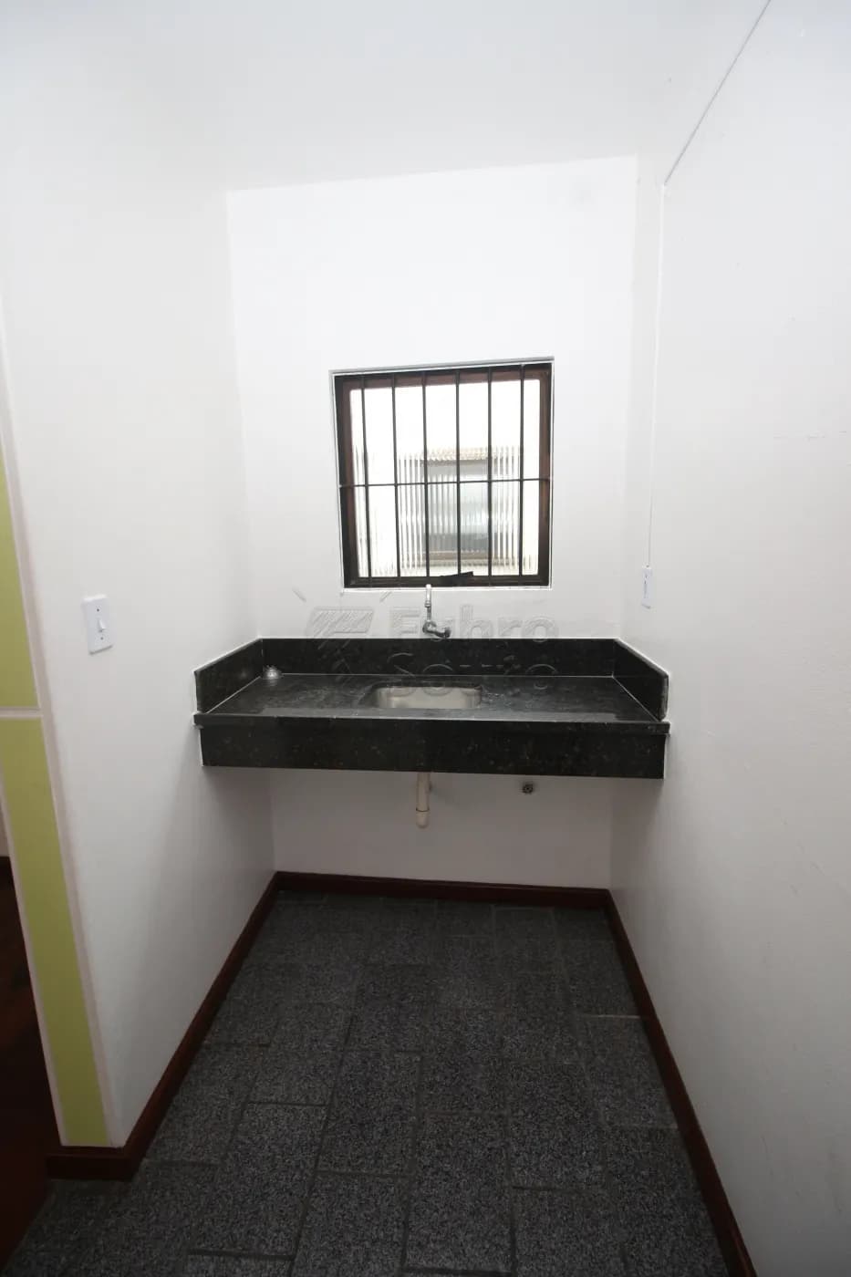 o0h82l-pelotas-comercial-sala-fora-de-condominio-centro-17-06-2024_18-50-57-6.webp