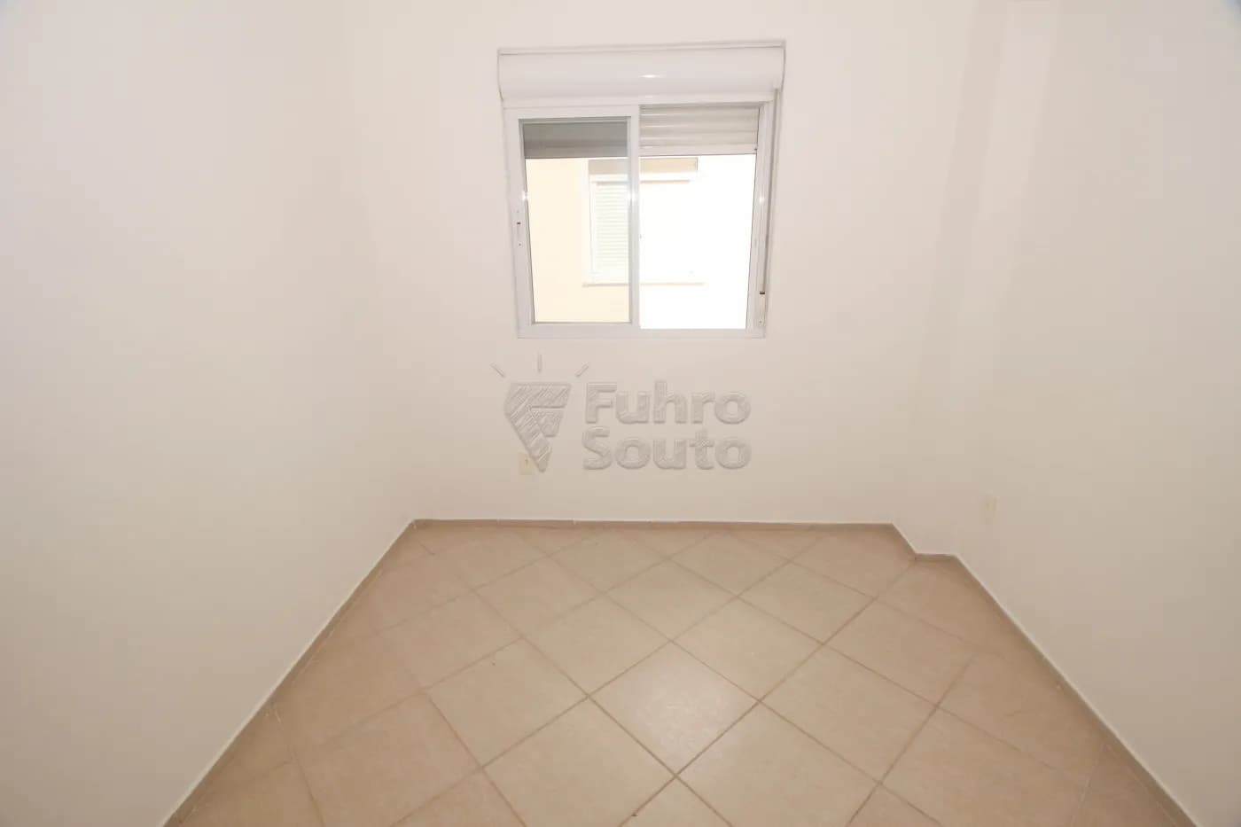 o3g128-pelotas-apartamento-padrao-centro-27-10-2025_22-33-21-9.webp