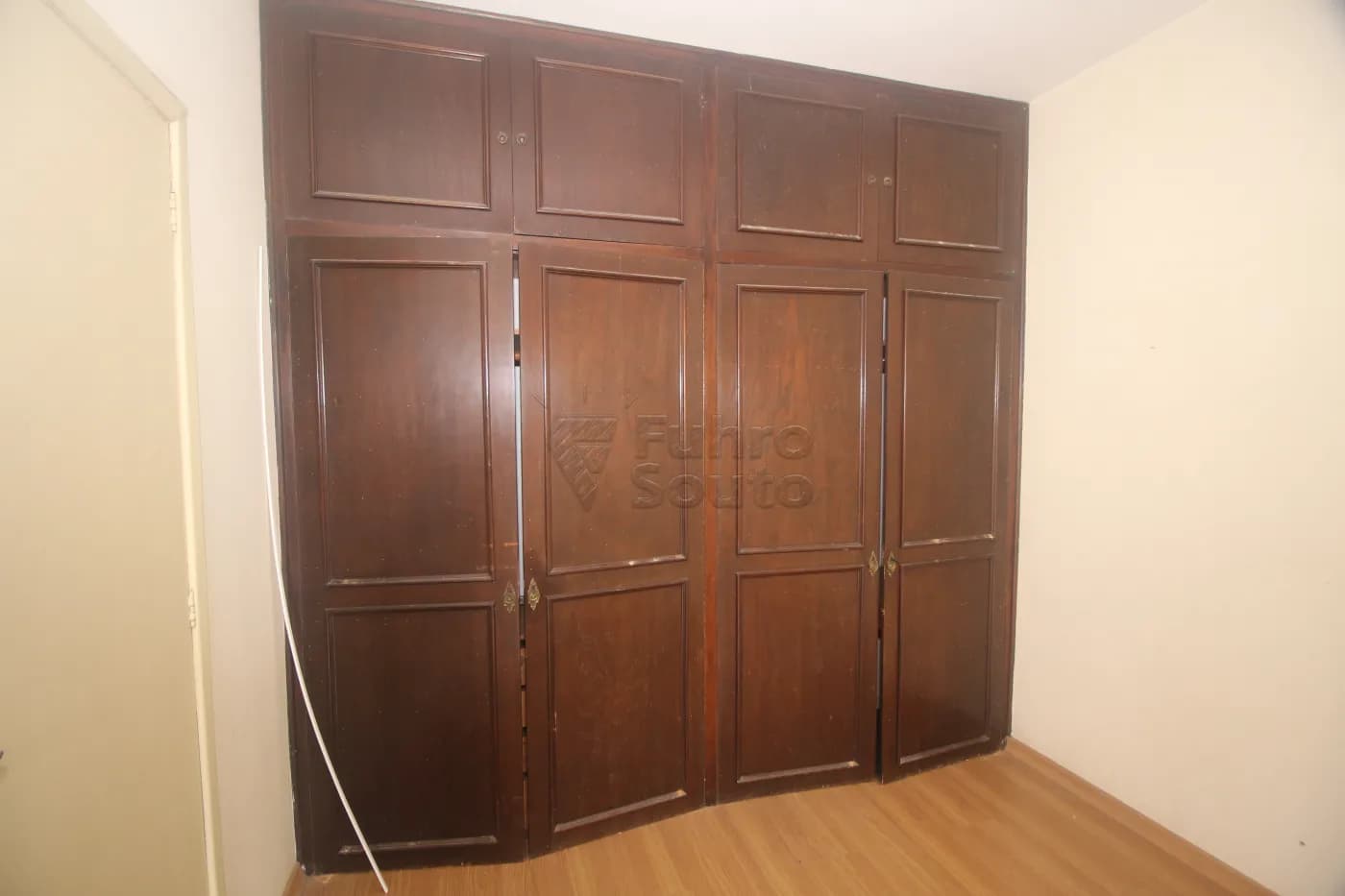 o83amq-pelotas-comercial-predio-centro-11-04-2025_00-21-59-35.webp