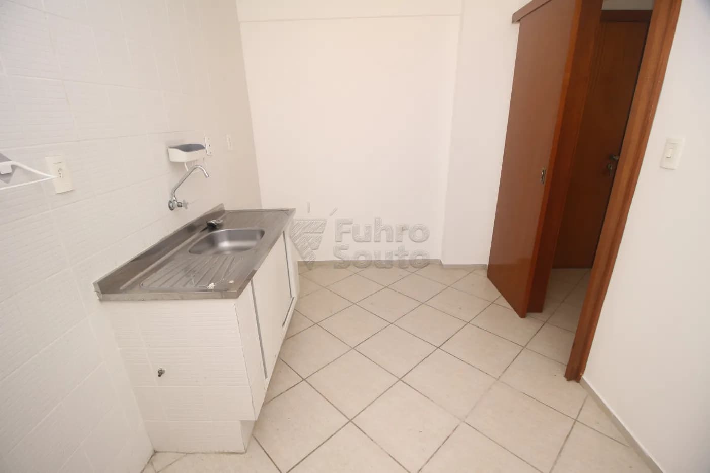 o8pw57-pelotas-apartamento-padrao-centro-27-10-2025_22-30-38-5.webp