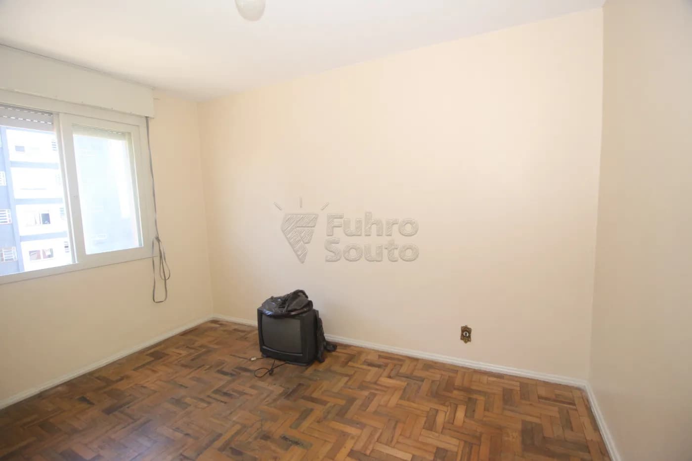 oafgx-pelotas-apartamento-padrao-centro-22-10-2025_20-52-45-12.webp