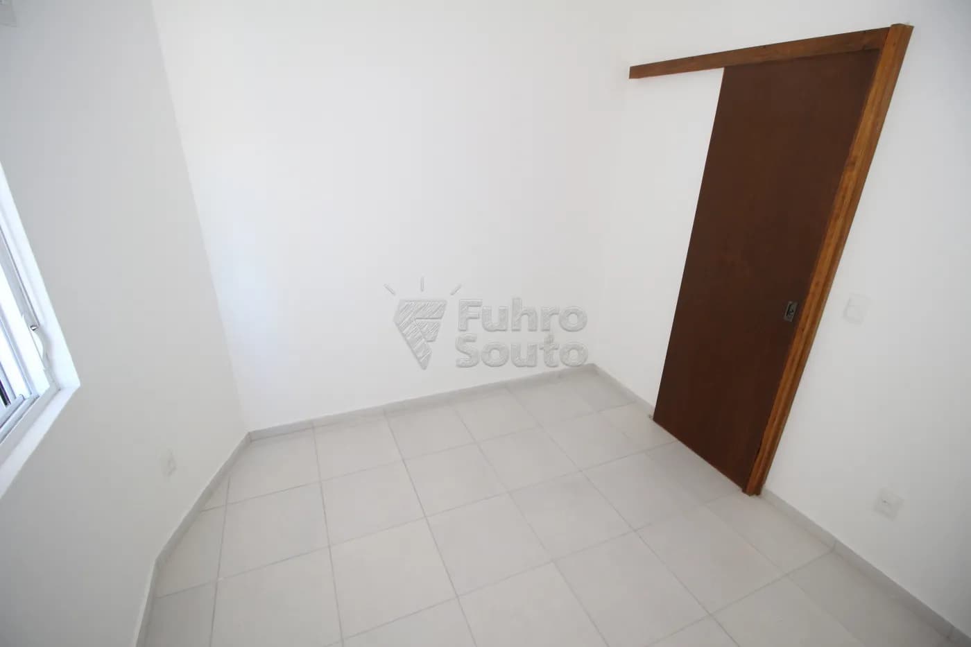 oai228-pelotas-apartamento-padrao-centro-16-05-2024_00-42-01-12.webp