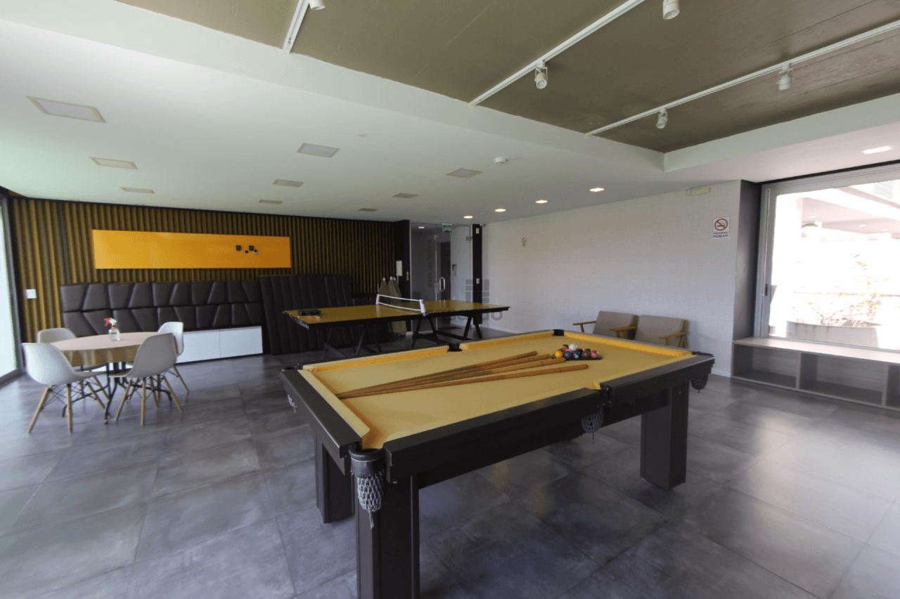 ofqw6-studio-1-quarto-no-pelotas-sala-de-jogos.png