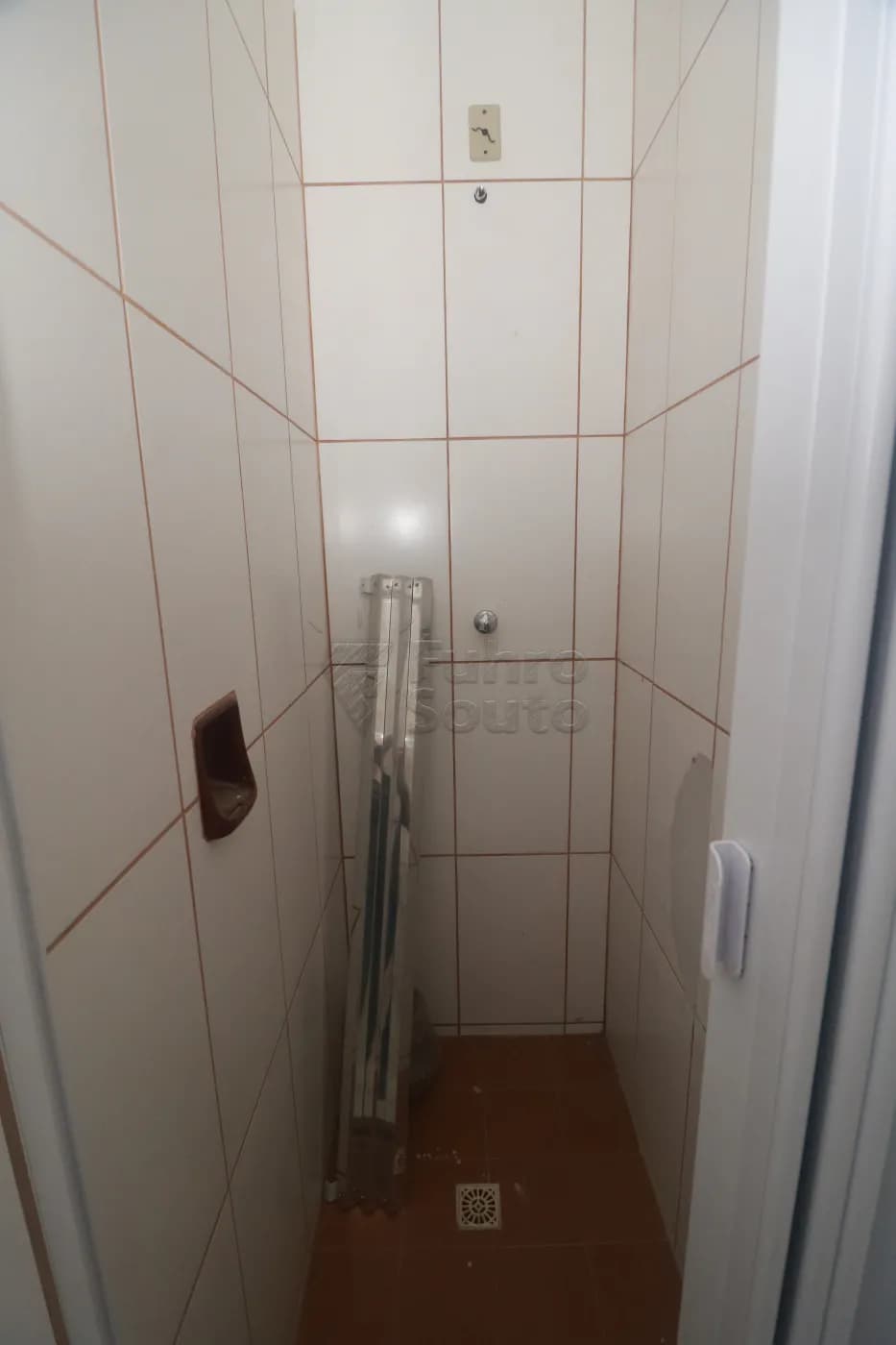 ojdikq-pelotas-comercial-casa-centro-24-04-2026_23-28-34-69ec26d297097.webp