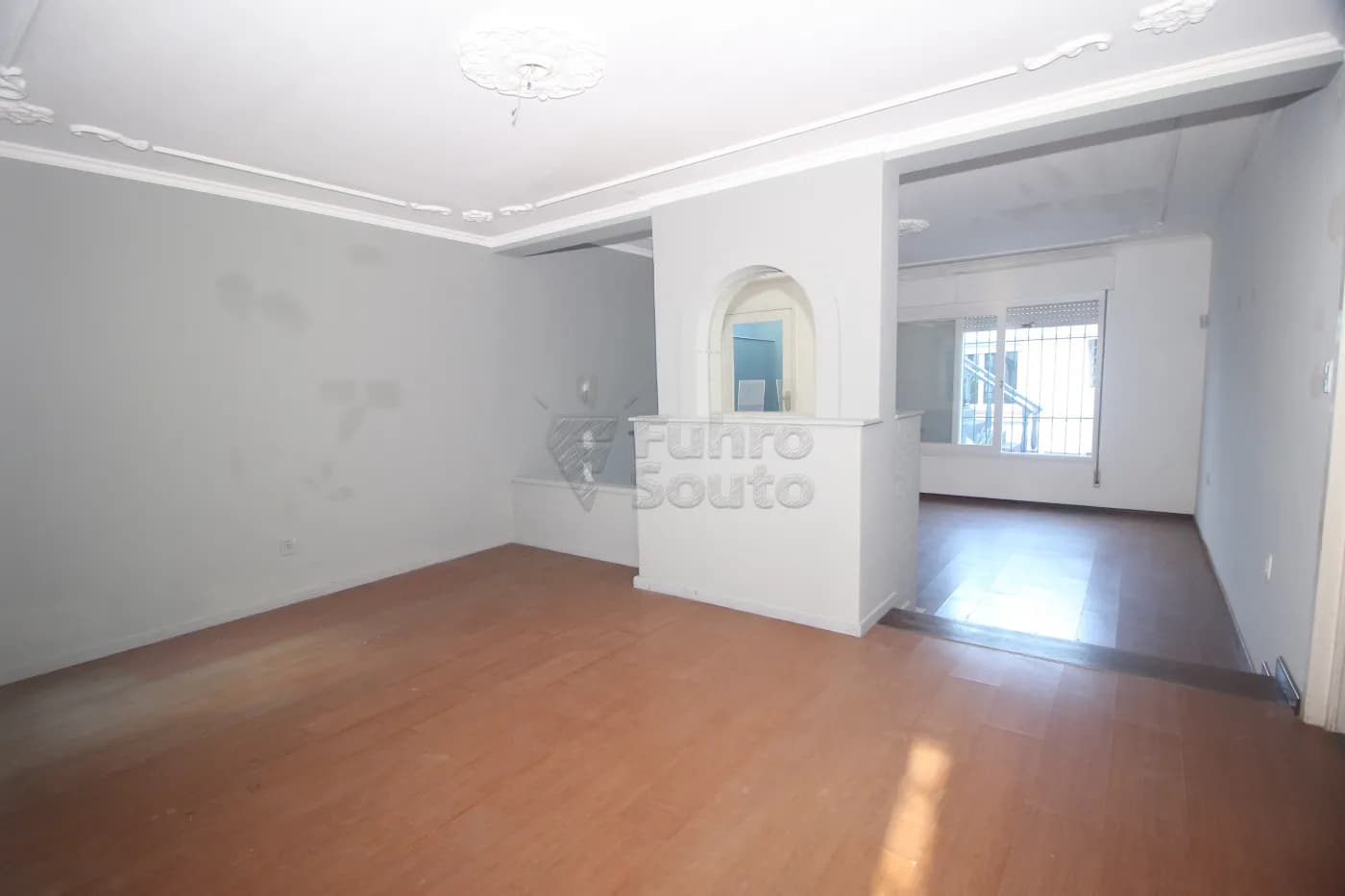 oq6jh5-pelotas-casa-padrao-centro-22-09-2025_23-38-22-15.webp