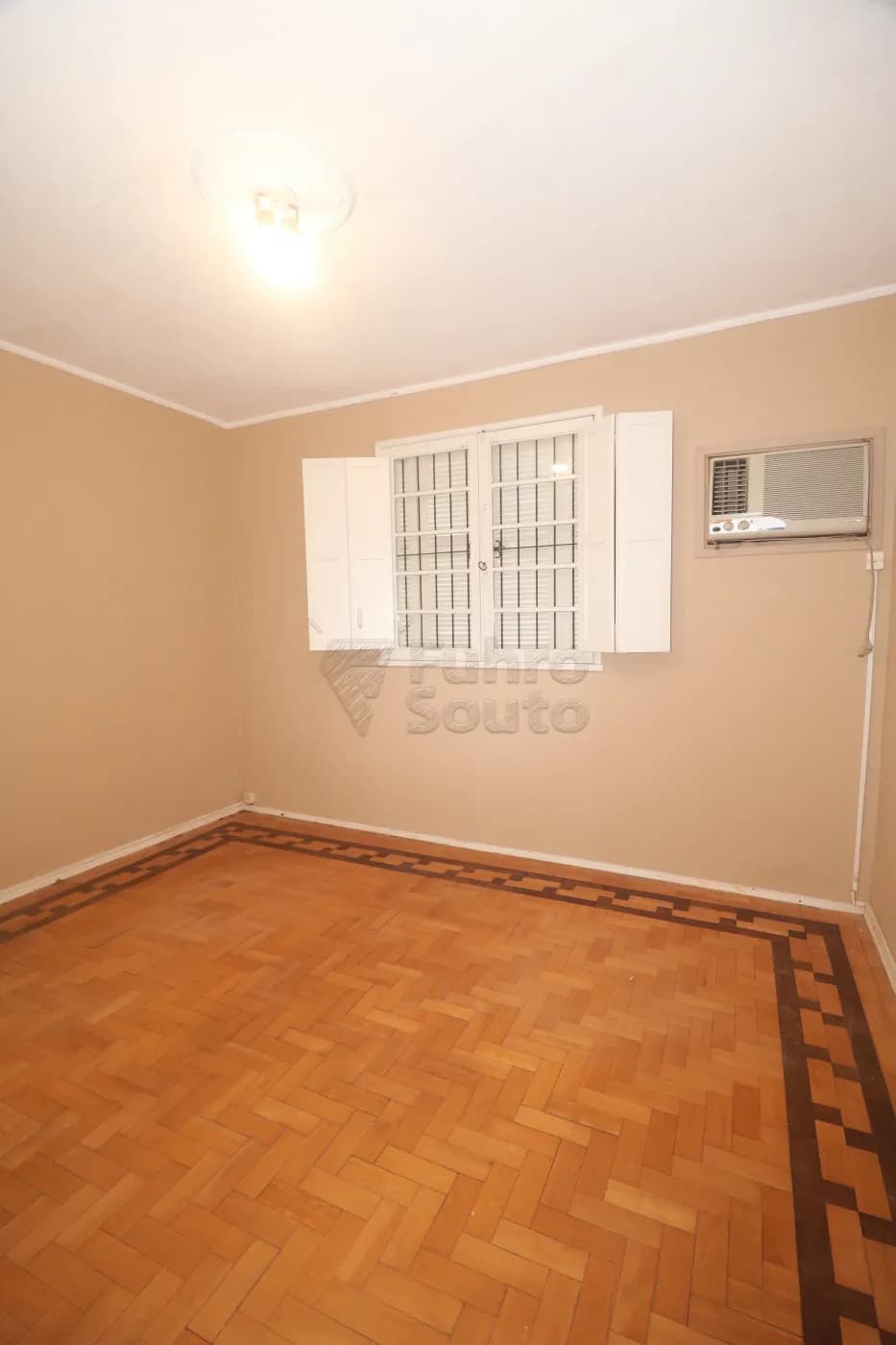 oxh32m-pelotas-comercial-casa-centro-24-04-2026_23-28-09-69ec26b9325ee.webp