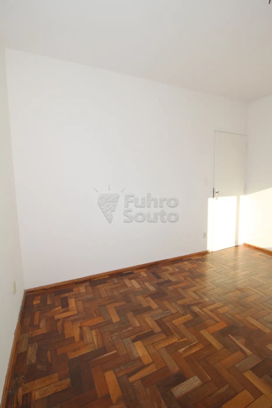 oz678r-pelotas-apartamento-padrao-centro-17-05-2024_23-17-46-8.webp